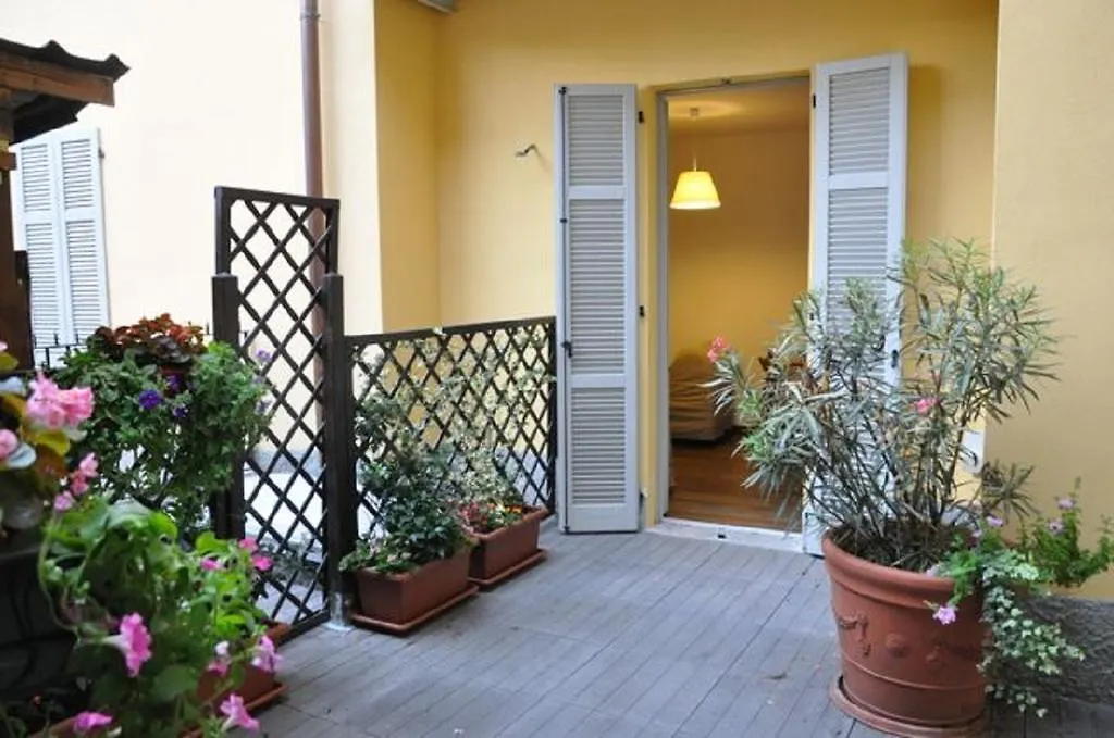 Residence Via Torno Como 0*,